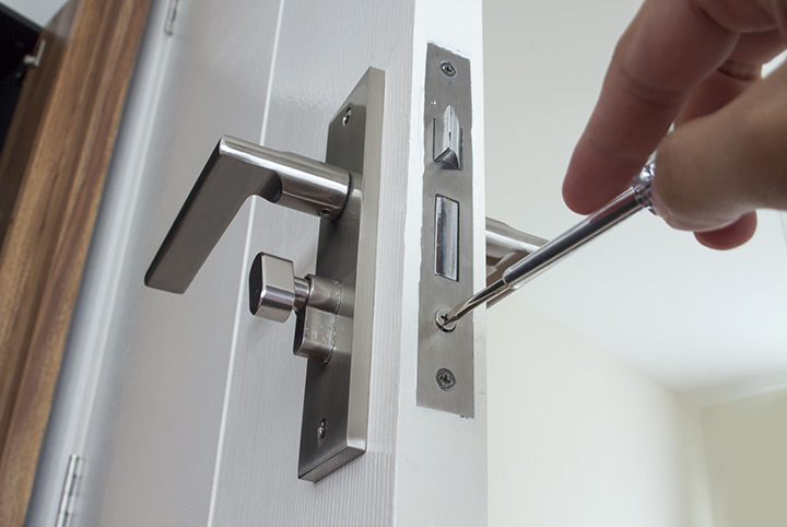 Our local locksmiths are able to repair and install door locks for properties in Johnstone and the local area.